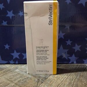 StriVectin Peptight™ Tightening Neck Serum Roller